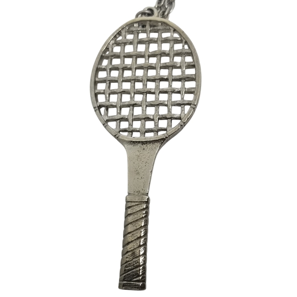 VINTAGE SILVERTONE TENNIS RACKET PENDANT & CHAIN NECKLACE - Picture 4 of 6